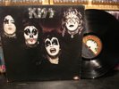 Kiss ‎– s/t Debut Album    Vintage LP - Blue Label 7001 w/Kissing Time