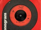 THE JAM - IN THE CITY - 7” Vinyl RED INJECTION LABEL - PLAY GRADED EX FREE P&P