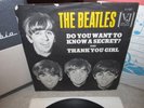 BEATLES Picture Sleeve & 45 - DO YOU WANT TO KNOW A SECRET - Original Vee-Jay
