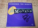 HAND SIGNED SLEEVE MARTHA DAVIS 1980s EXCELLENT MOTELS REMEMBER THE KNIGHTS 45