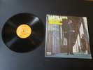 1970s MINT- COVER IN SHRINK & VG++ LP Waylon Jennings Ladies Love Outlaws LP33