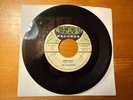 Catalinas ‎– Speechless/Flying Formation With You 1958 Back Beat 513 45 Vinyl VG