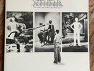 GENESIS - THE LAMB LIES DOWN ON BROADWAY  EX/NEAR MINT 2 VINYL LP /1980s REISSUE