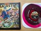 Elton John – Captain Fantastic And The Brown Dirt Cowboy Tricolour Vinyl 2xLP NM