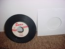 SIE LIEBT DICH  BY THE BEATLES 45 RPM  (DON'T DROP OUT)