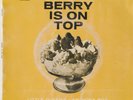CHUCK BERRY IS ON TOP EP: LITTLE QUEENIE/CAROL+2 AUSSIE CHESS 003 C=VG+ V=VG '65