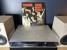 Queen Sheer Heart Attack UK 1974 Vinyl Record VG/VG