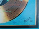 Elvis Presley GOLD RECORDS VOL 3 LPM-2765 (USA 1963 ORIGINAL) SIGNED BY ELVIS ??