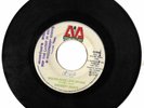 Gregory Isaacs – Dreadlocks Love Affair MICRON 7