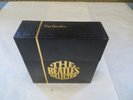 Beatles Collection 1977 Box (24 Singles + Bonus Sgt. Pepper) – EX