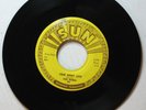 DICK PENNER / YOUR HONEY LOVE / CINDY LOU / ORIGINAL SUN 282 / STOCK /VERY GOOD+