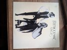 Fleetwood Mac - Rumours Vinyl LP, 1977 Warner Bros w/Insert Textured Cover VG+