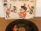THE CHIPMUNKS SING THE BEATLES HITS Love Me Do +3 1965 MEXICO 7