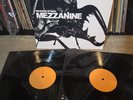 Massive Attack Mezzanine 2lp Vinyl 2013 EU Press W/Inserts NM/VG++
