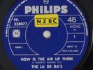 LA DE DAS How Is The Air Up There  New Zealand 45 garage freakbeat HEAR
