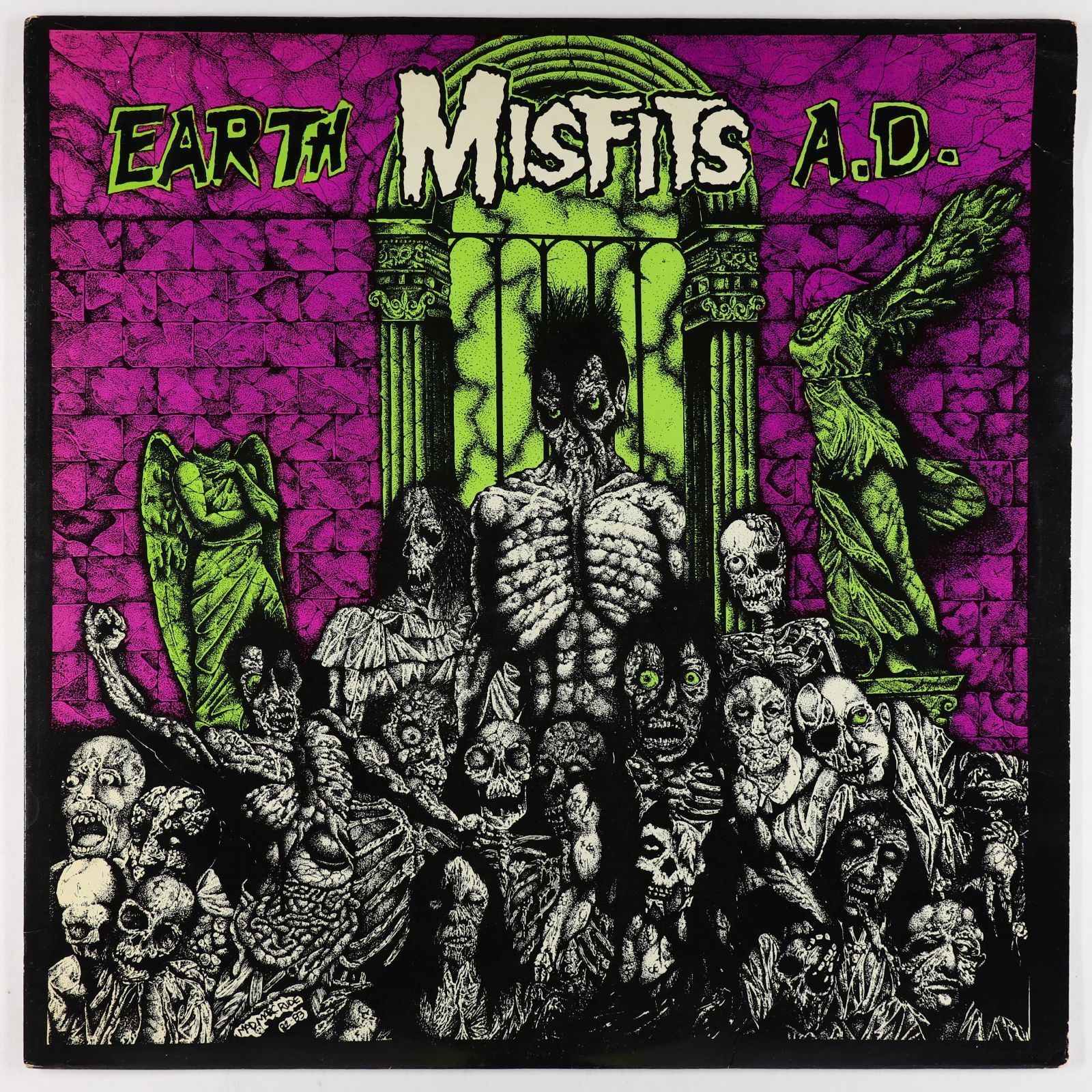 popsike.com - Misfits - Earth A.D./Wolfs Blood LP - Plan 9 First Pressing  Purple Wax VG+ - auction details