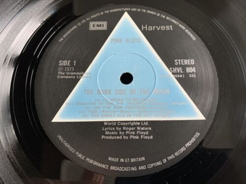 Pic 1 Pink Floyd Dark Side of the Moon UK 1St Press SOLID BLUE TRIANGLE A2B2 *M-/EX++*