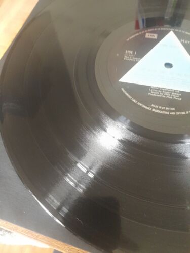 Pic 3 Superb Pink Floyd Dark Side Moon UK Solid Blue 1st Press Vinyl LP 1973 Near Mint