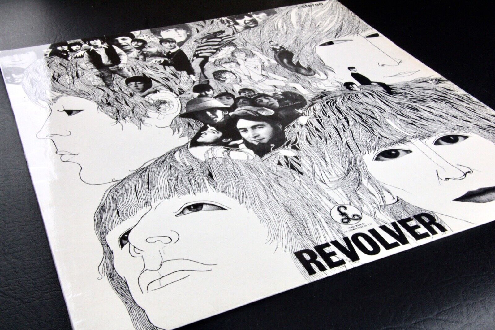 Pic 1 Beatles Revolver * Superb EX+ Condition * EARLY STAMPERS * UK STEREO 1st PRESS *