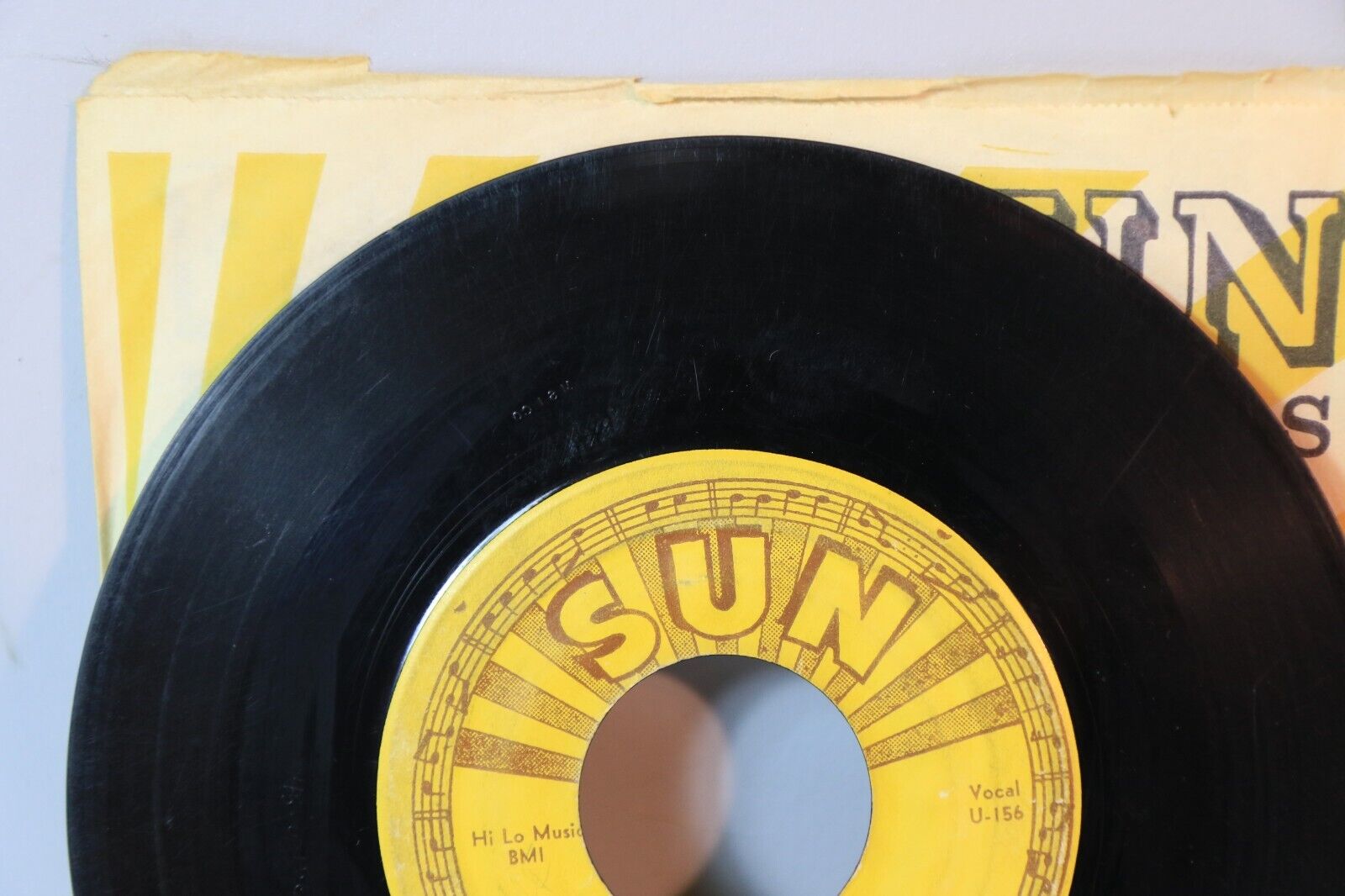 Pic 1 FIRST PRESSING ALL SUN 45 RPM VINYL RECORDS ELVIS PRESLEY PUSH MARKS LOB