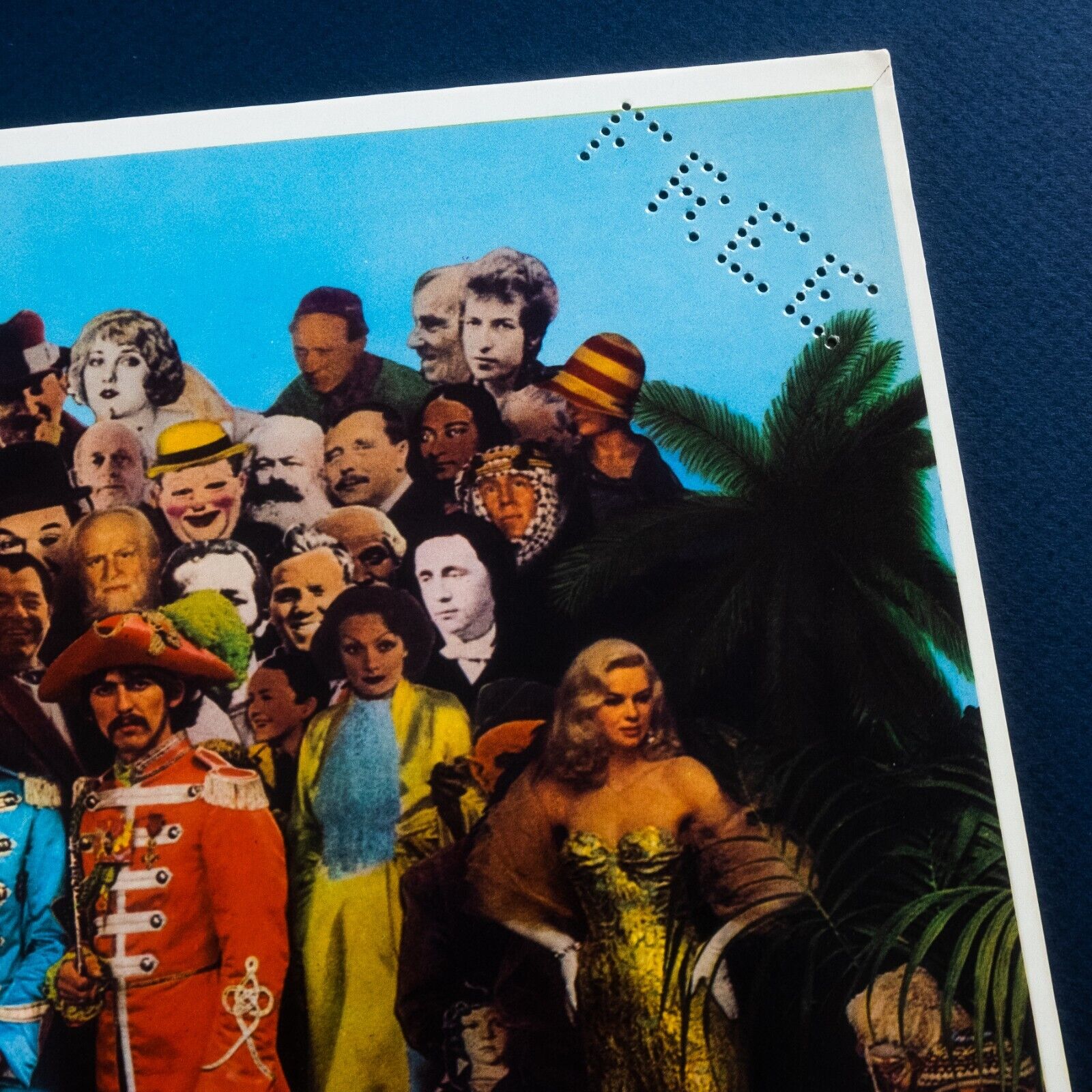 Pic 1 The Beatles Sgt. Pepper US Orig’67 Capitol Mono MAS-2653 Promo “FREE”Punch Cover