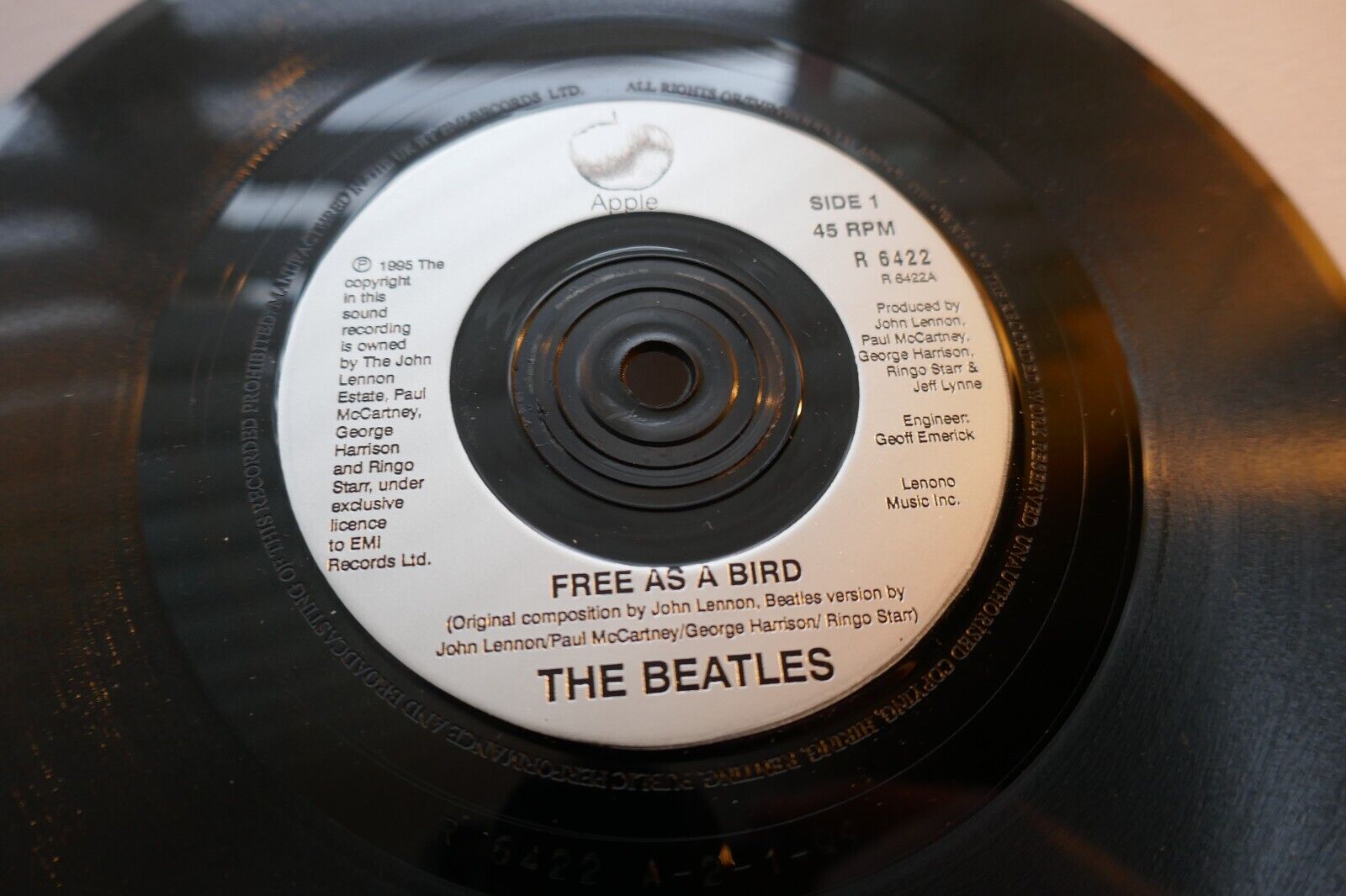 Pic 4 THE BEATLES 7 INCH 45 P/S's ' FREE AS A BIRD & REAL LOVE ' NR MINT