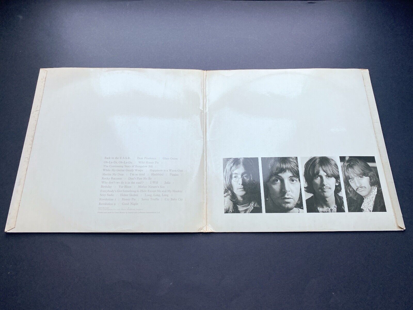 Pic 3 Beatles #6086 LOW NUMBER White Album 1ST UK MONO PRESS No EMI labels Spacer EX