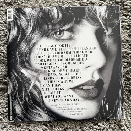 Pic 1 Taylor Swift – Reputation (2LP) FYE Limited Edition Orange Translucent Vinyl