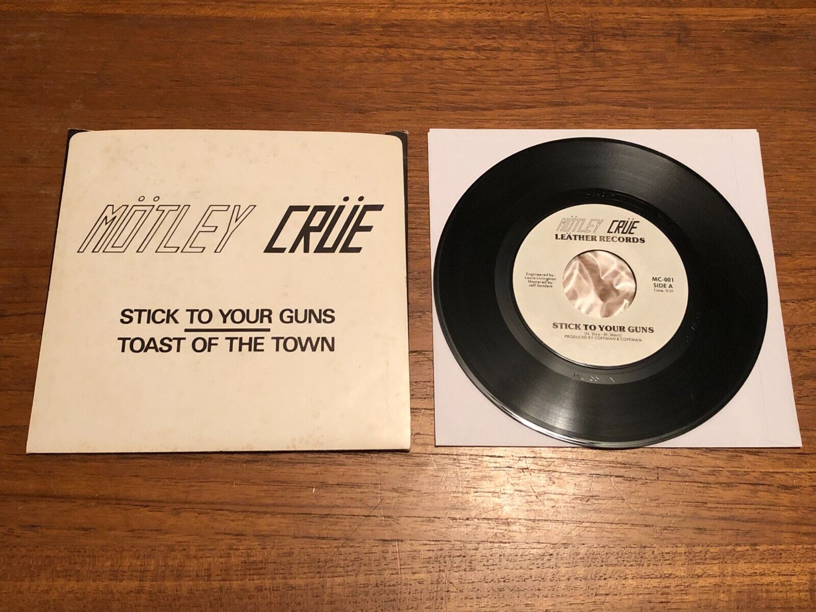 Motley Crue ORIGINAL 7" Stick To Your Guns Leathur Records 1981 ONLY 1,000 MADE