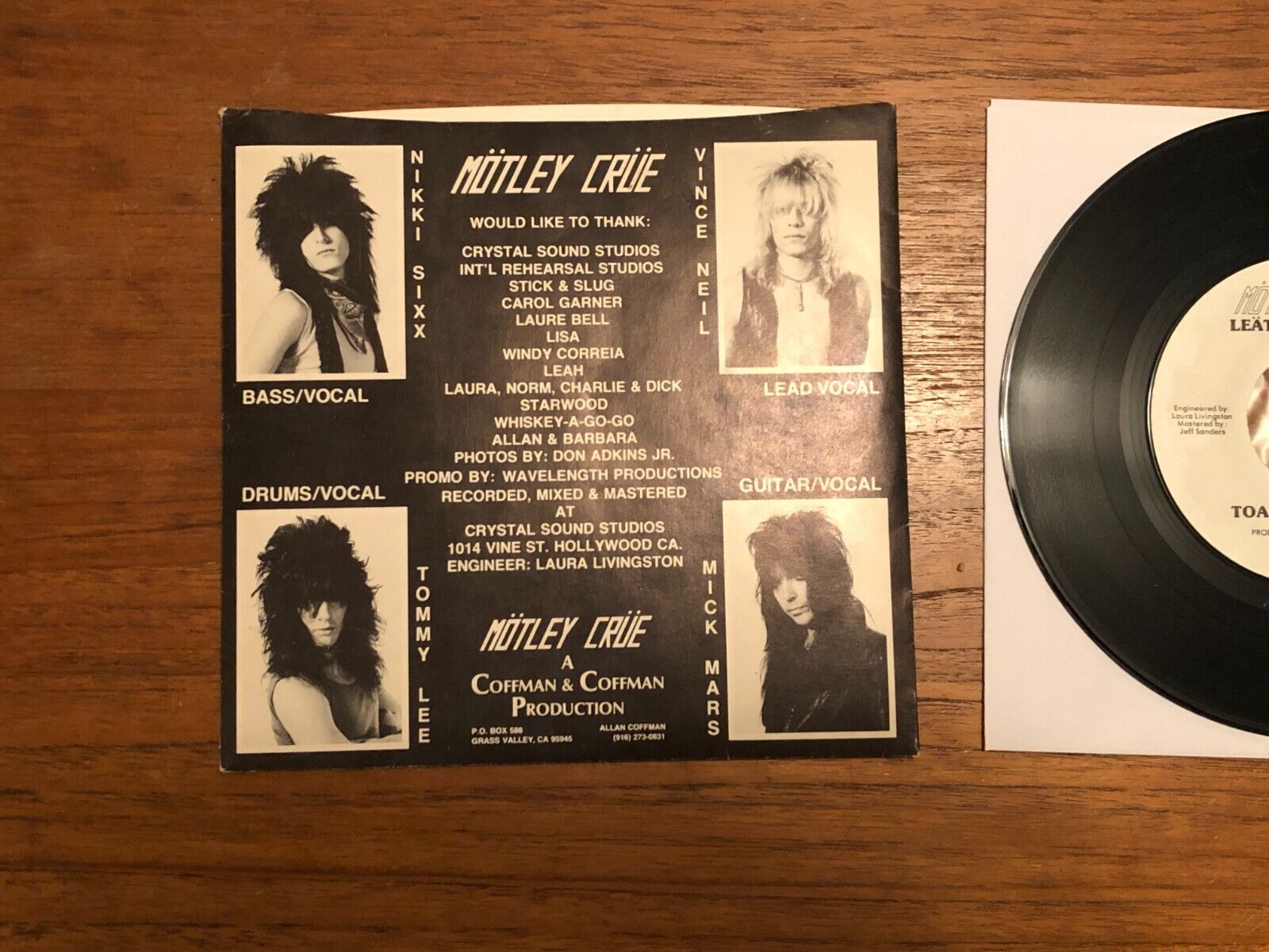 Pic 3 Motley Crue ORIGINAL 7" Stick To Your Guns Leathur Records 1981 ONLY 1,000 MADE